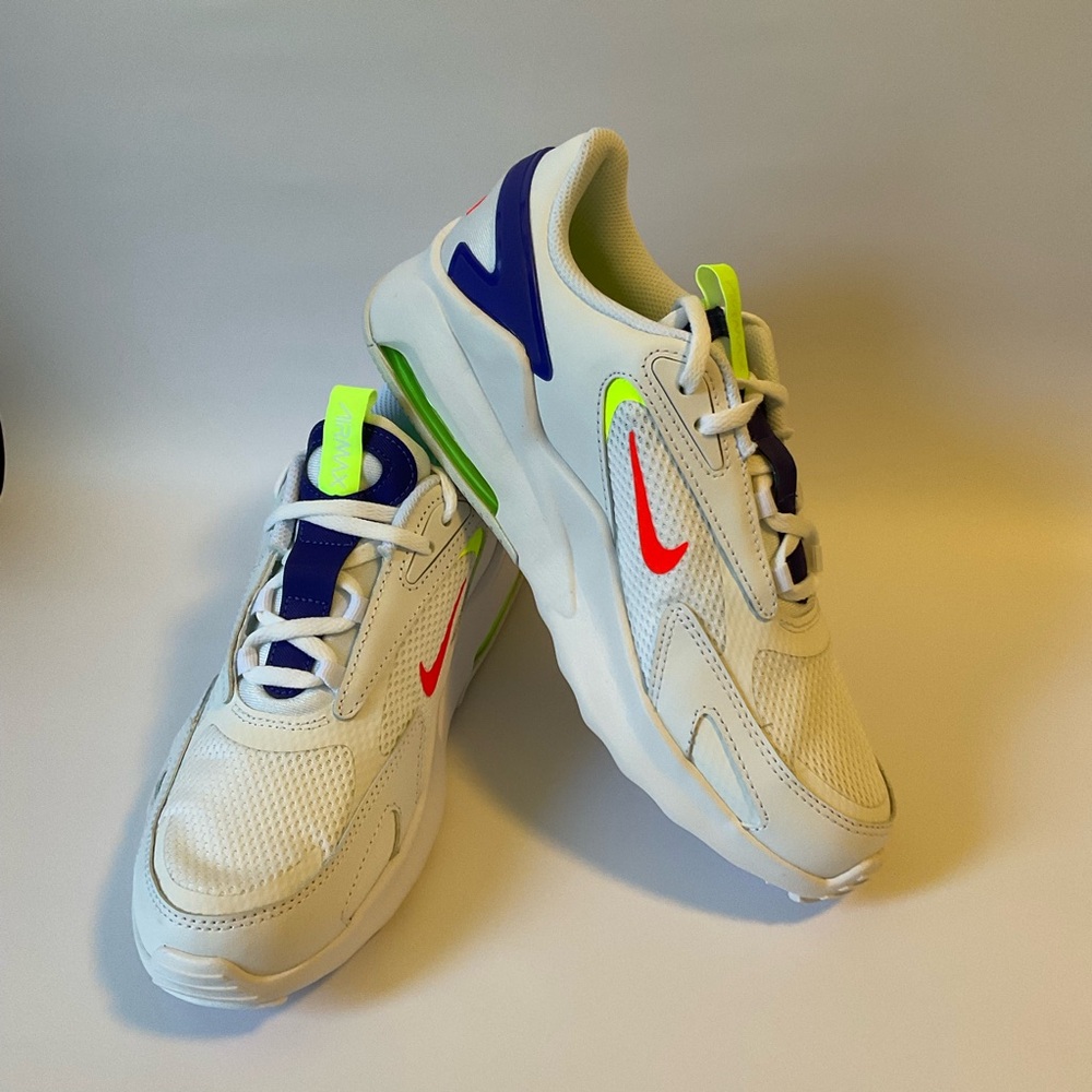 Nike Air Max Bolt (GS) CW1626-103 6.5Y
